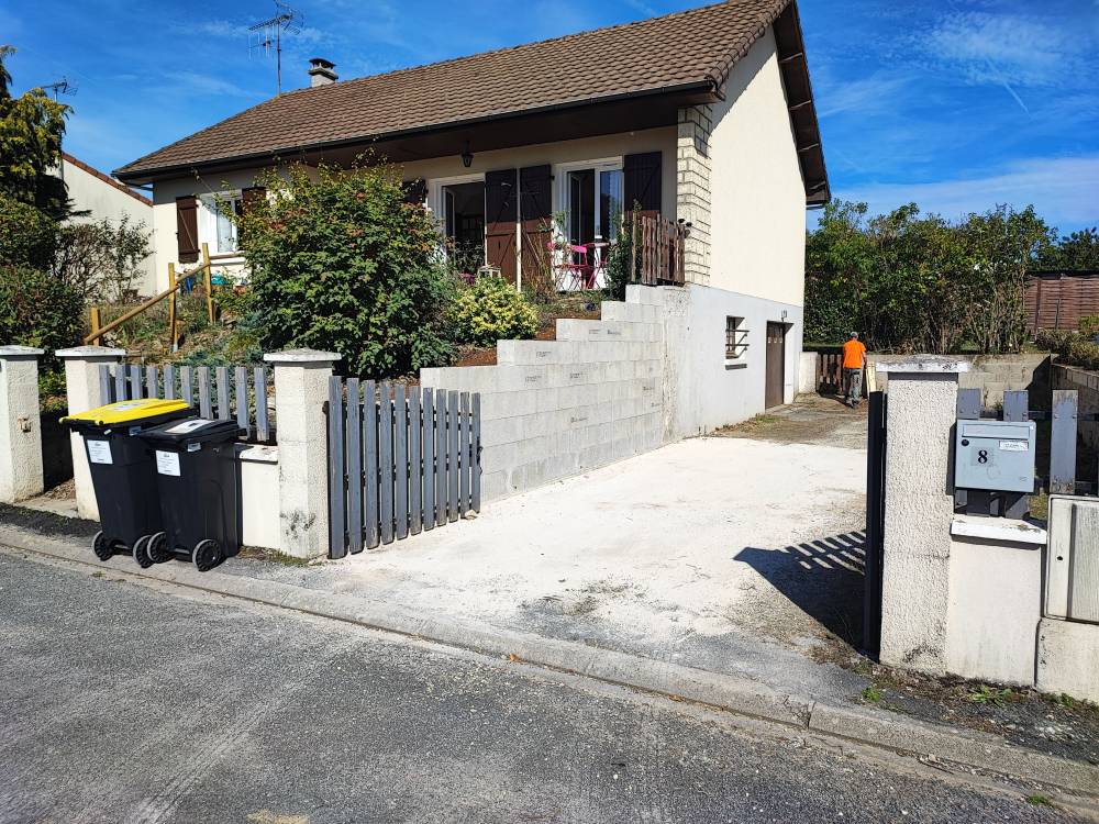 Création de mur de soutènement en bloc à bancher (1)-min